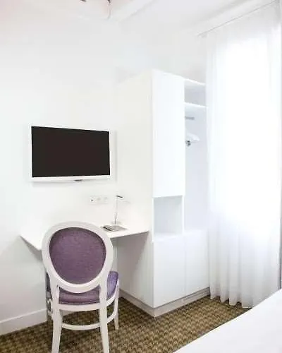 Mistral 3*