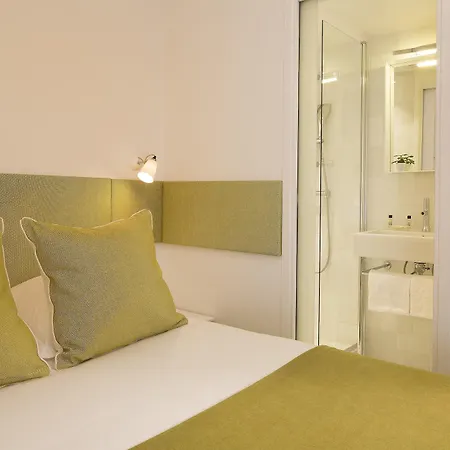 Mistral Hotell 3*