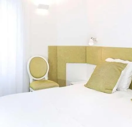Mistral Hotell 3*
