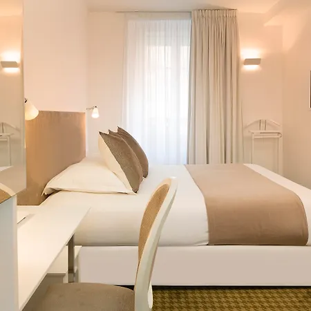 Mistral Hotell 3*