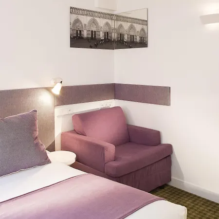 Mistral Hotel