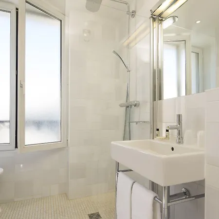 Mistral 3* Paris