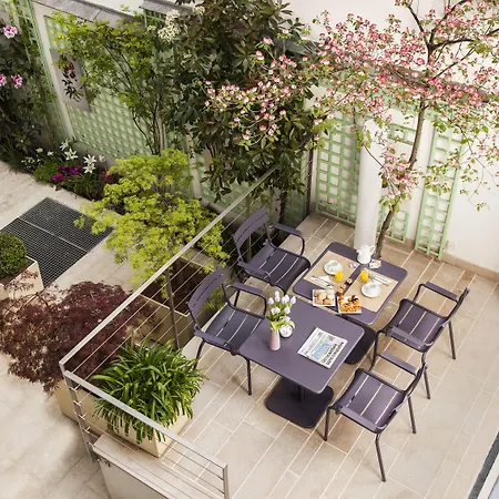 ميسترال باريس