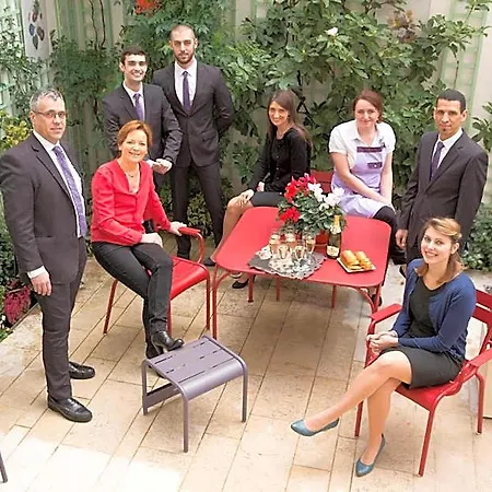 Otel Mistral 3*