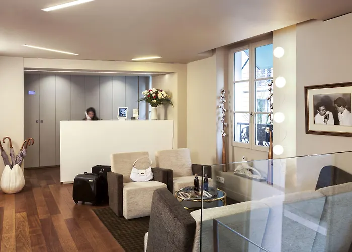 Mistral Hotel