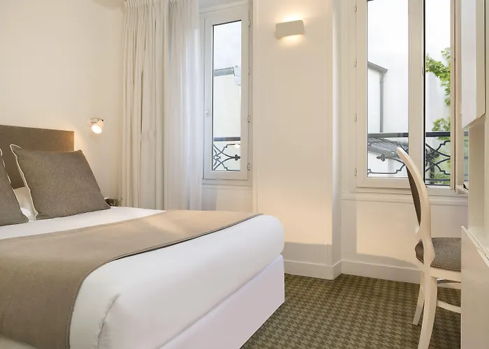 Mistral Hotell Paris