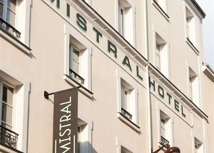 Hotel Mistral 3*