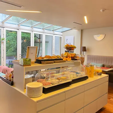 فندق ميسترال 3*